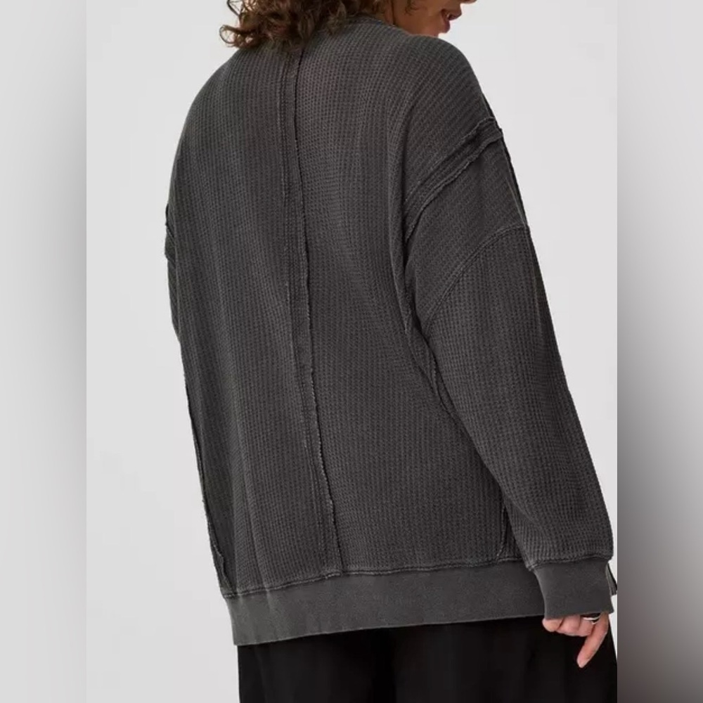 Torrid Charcoal V-Neck Relaxed Top with comfortable material NWT size 2X - Picture 3 of 16